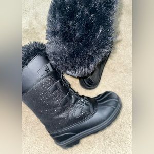 Girls size 13 Cat & Jack Snow Boots Constance Winter Boots - Cat & Jack Black 13